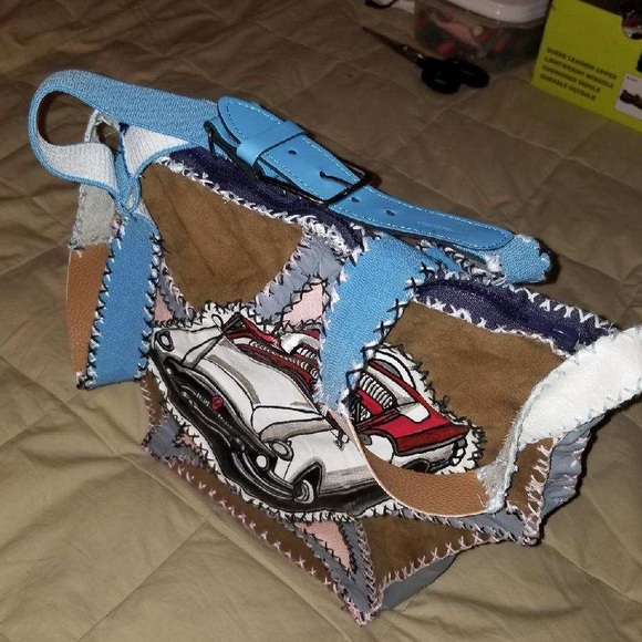 Leather bag shoulder Thunderbird detail HANDMADE - Picture 7 of 7